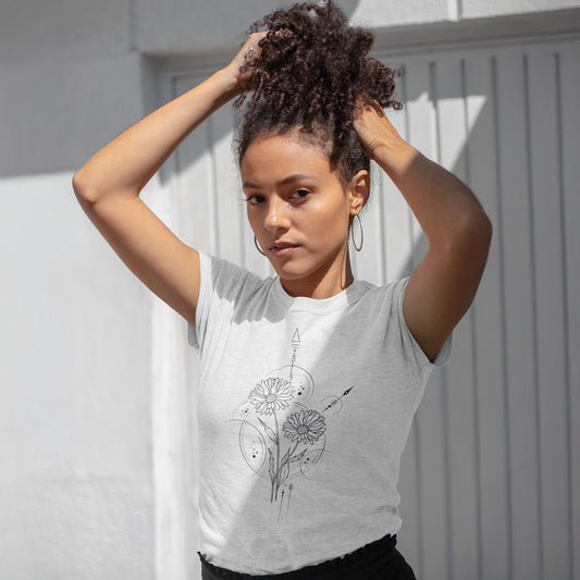 Daisy Women’s Basic Softstyle T-Shirt - f9artist